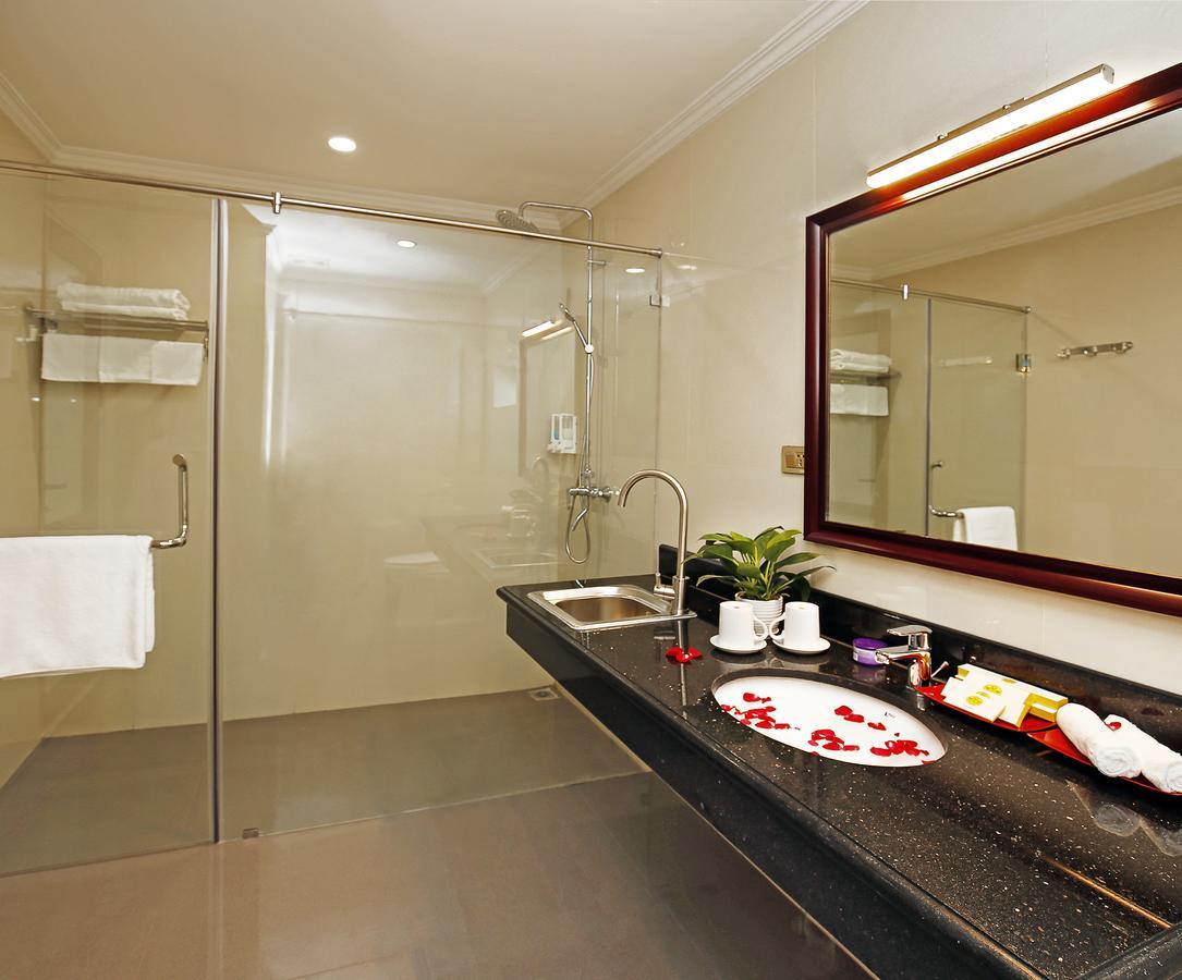 Bac Ninh Uri Hotel Bagian luar foto
